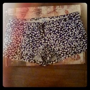 Women's American Eagle Floral Short Shorts